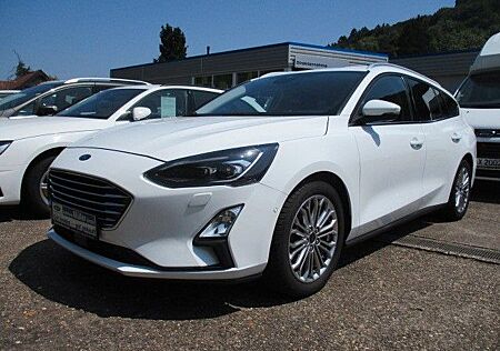Ford Focus Turnier TITANIUM ***TOP-AUSSTATTUNG***