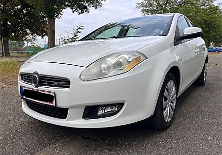 Fiat Bravo 1.6 16V Multijet Dynamic, Automatik