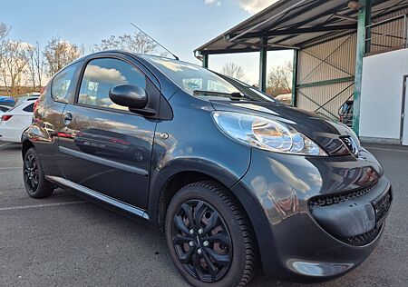 Peugeot 107 Filou * 2 HAND+KLIMA+TÜV & AU NEU *