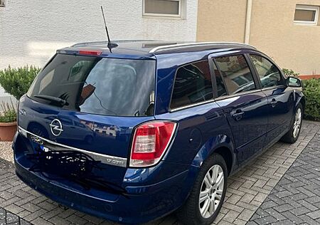 Opel Astra Caravan 1.7 CDTI 81kW -