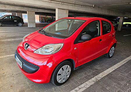 Peugeot 107 , 2008 bj, 113.000 km, 1.0 Benzin