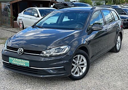 VW Golf Volkswagen VII Highline/Bi-Xenon/Led/Kamera/Alcantara/