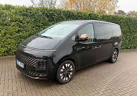 Hyundai Staria 2.2 CRDi Signature Automatik 2WD Sign...