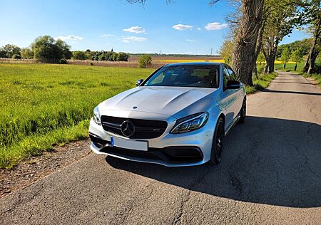 Mercedes-Benz C 63 AMG C63 AMG *Perf-AGA*Burmester*360°*COMAND*