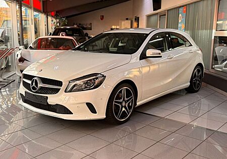 Mercedes-Benz A 180 BlueEfficiency*AMG-FELGEN*NAVI*XENON*LEDER