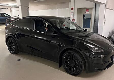 Tesla Model Y Hinterradantrieb RWD RWD