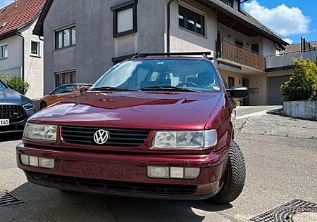VW Passat Variant Volkswagen 1.6 GL