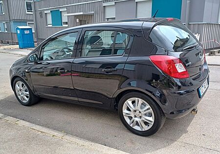 Opel Corsa D 1.4 Twinport NEU TÜV NEU St.K. 8-FAC