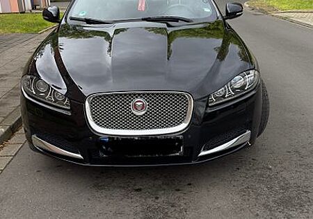 Jaguar XF 2.2 L Diesel -
