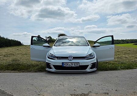 VW Golf Volkswagen 1.4 TSI DSG GTE