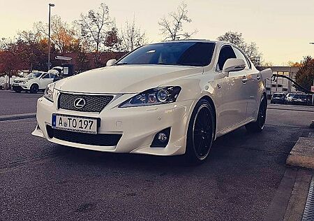 Lexus IS 250 250 F-Sport Automatik F-Sport V6