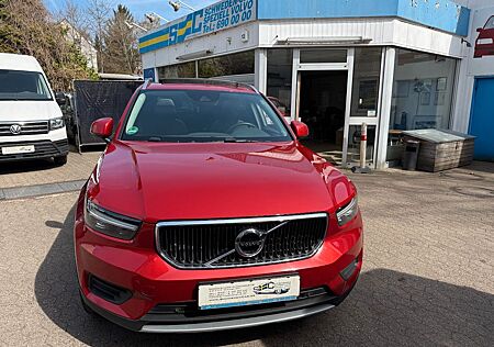 Volvo XC 40 Momentum Pro AWD