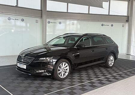 Skoda Superb COMBI 2.0 TDI DSG XENON NAVI ACC AHK