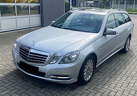 Mercedes-Benz E 350 CDI 4MATIC T BlueEFF. ELEGANCE ELEGANCE