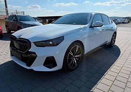 BMW 540d xDrive M PRO HUD AHK PANO STHZ AKTIVSITZ 20