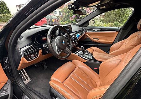 BMW 540d xDrive Touring A -