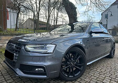 Audi S4 3.0 TFSI Quattro RS,Schiebedach,Sitzhzg,B&O