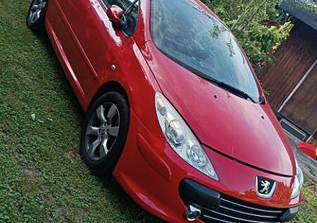 Peugeot 307 CC Cabrio Coupe Cabrio 1 Hand Original km