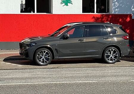 BMW X5 xDrive M40d VOLL