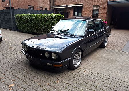 BMW 520I Edition Restauriert M20B23 Motor überholt