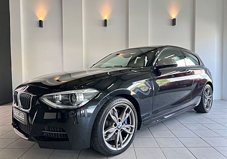 BMW M135 i xDrive Sportautomatik Navigation