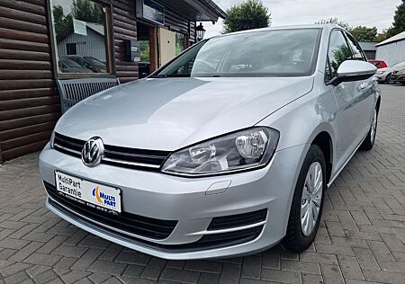 VW Golf Volkswagen VII Lim. Trendline BMT Navi Tempo Klima SHZ