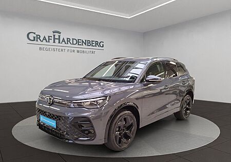 VW Tiguan Volkswagen 2.0 TDI 4M DSG R-Line ACC AHK