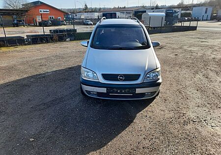 Opel Zafira 1.8 16V Comfort/AHK/TÜV Neu