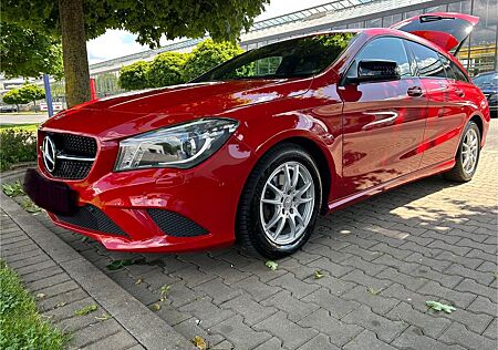 Mercedes-Benz CLA 180 Shooting Brake CLA 180 Urban Shootin...