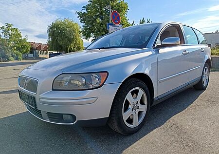 Volvo V50 Kombi 2.4i Kinetic