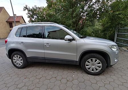 VW Tiguan Volkswagen 2.0 TDI 4MOTION Sport & Style Sport &...