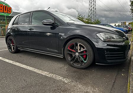 VW Golf Volkswagen 2.0 TDI BMT GTD GTD
