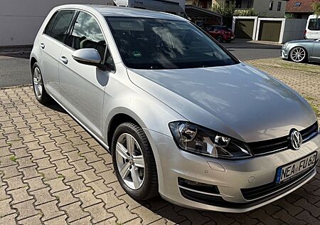 VW Golf Volkswagen 7 | 1.2 TSI | Navi | Sitzheizung