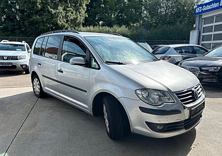 VW Touran Volkswagen Conceptline*TÜV 08/2026*7-Sitzer*Klimaaut
