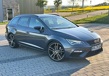 Seat Leon 2.0 TSI CUPRA DSG ST CUPRA Schalensitze