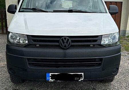 VW T5 Volkswagen Camper Langer Radstand