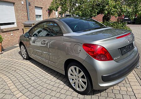 Peugeot 207 CC Roland Garros 120 Roland Garros