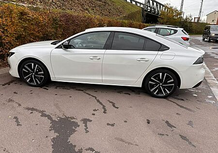 Peugeot 508 Plug-In Hybrid 225 e-EAT8 GT