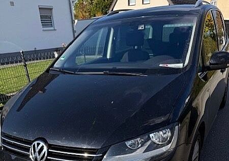 VW Sharan Volkswagen 2.0 TDI SCR DSG BMT Cup