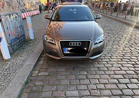 Audi A3 1.4 TFSI S tronic Ambiente Sportback Ambiente