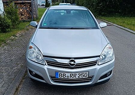 Opel Astra 1.6 Ecotec 85kW -
