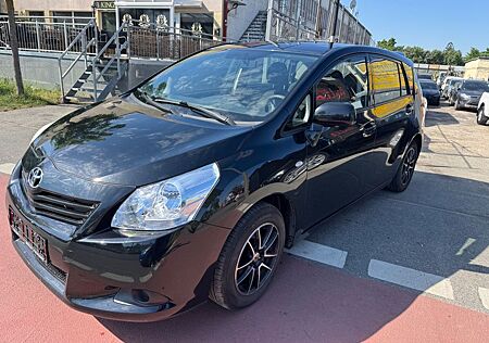 Toyota Verso 1.6 WhatsApp +4917670842236