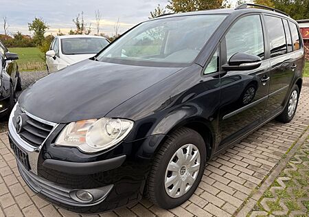 VW Touran Volkswagen 7 Sitzer 1.6 MPI 102 PS TÜV bis Juli 2026
