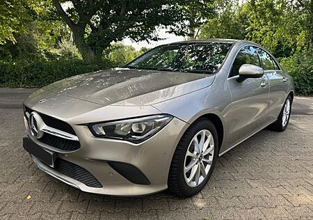 Mercedes-Benz CLA 180 - 7G-DCT Coupé