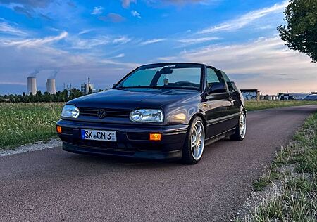 VW Golf Volkswagen 1.8 Standard