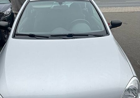 Opel Corsa 1.2 -