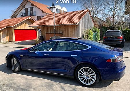 Tesla Model S 70 -