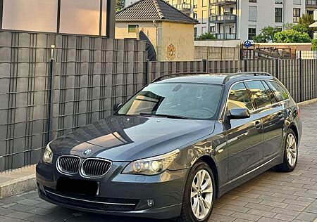 BMW 530XI X-Drive Touring Edition Exclusive Facelift