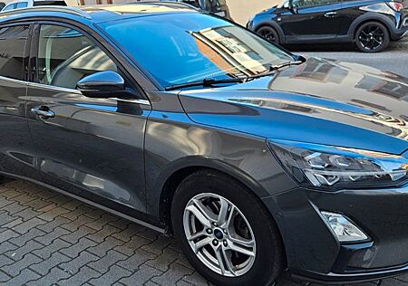 Ford Focus 1.5 Automat ACC Kamera Park+Totwinkel Ass.