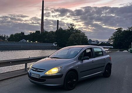 Peugeot 307 1.6 16V 109